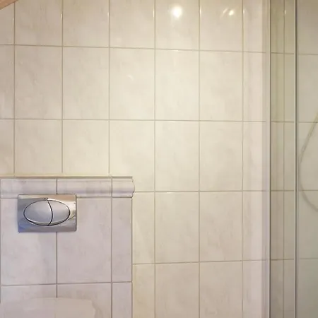 Amazing In With 3 Bedrooms, Jacuzzi And Wifi *